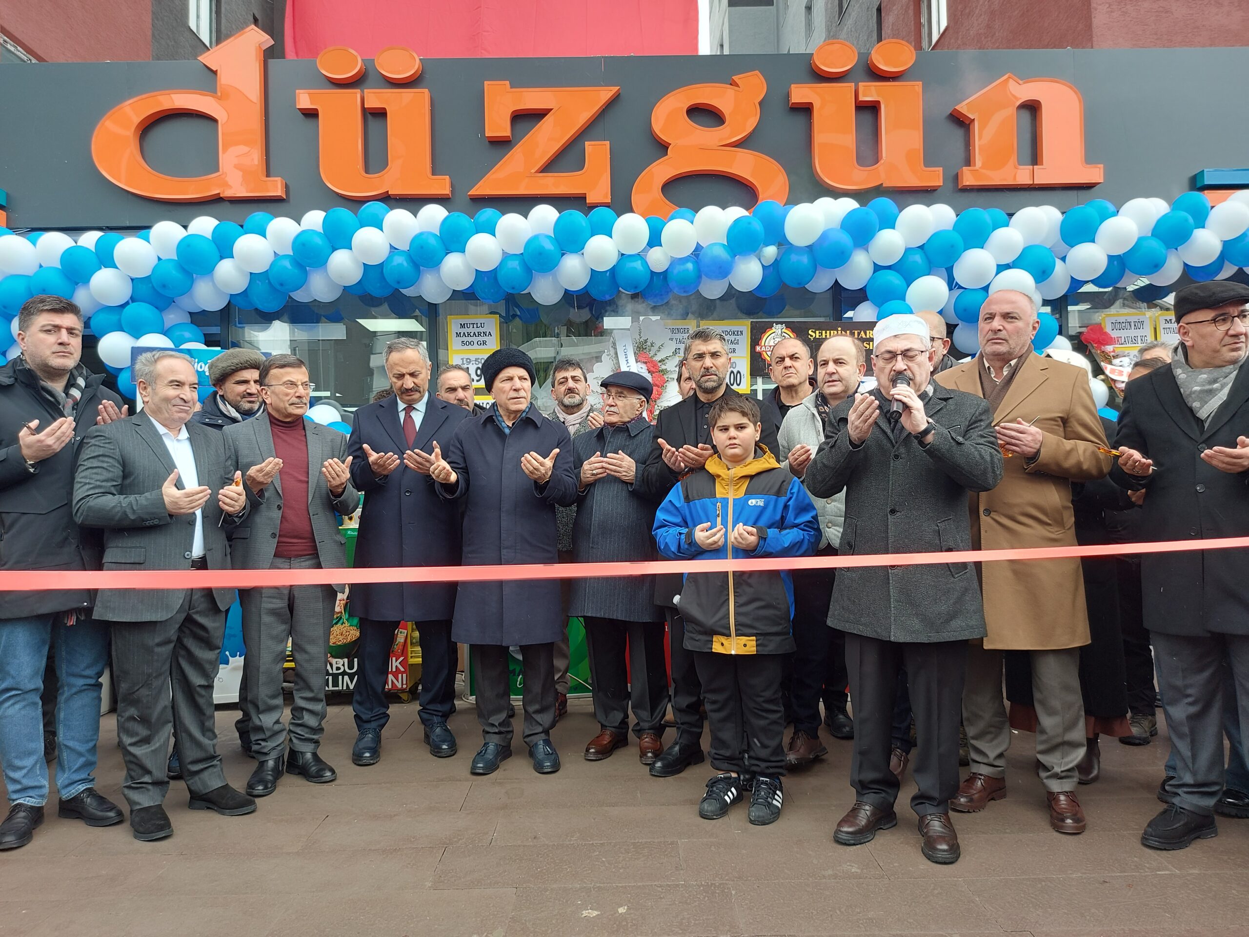 Düzgün Marketler Grubu’ndan Yıldızkent’e 25’inci Şube